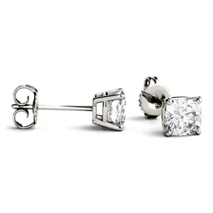 Cushion Four-Prong Basket Stud image, 