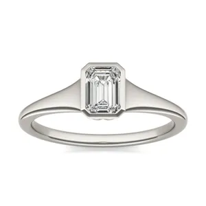 Emerald Signature Bezel Solitaire image, 