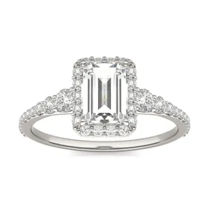 Emerald Signature Graduated Halo Engagement Ring image, 