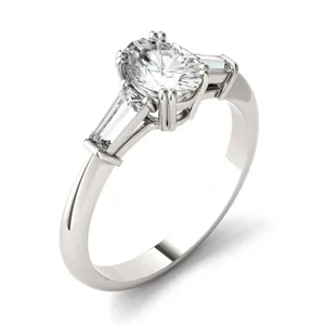 Oval Isolde Three-Stone image, 