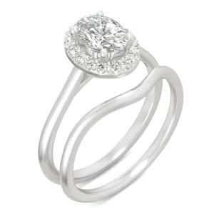 Oval Signature Halo Bridal Set image, 