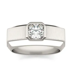 Round Brilliant Euro Square Signature Ring image, 